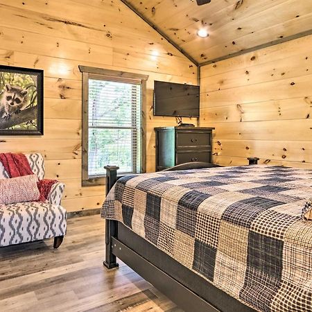 Modern Cabin With Hot Tub And Game Room In Gatlinburg! Exterior photo