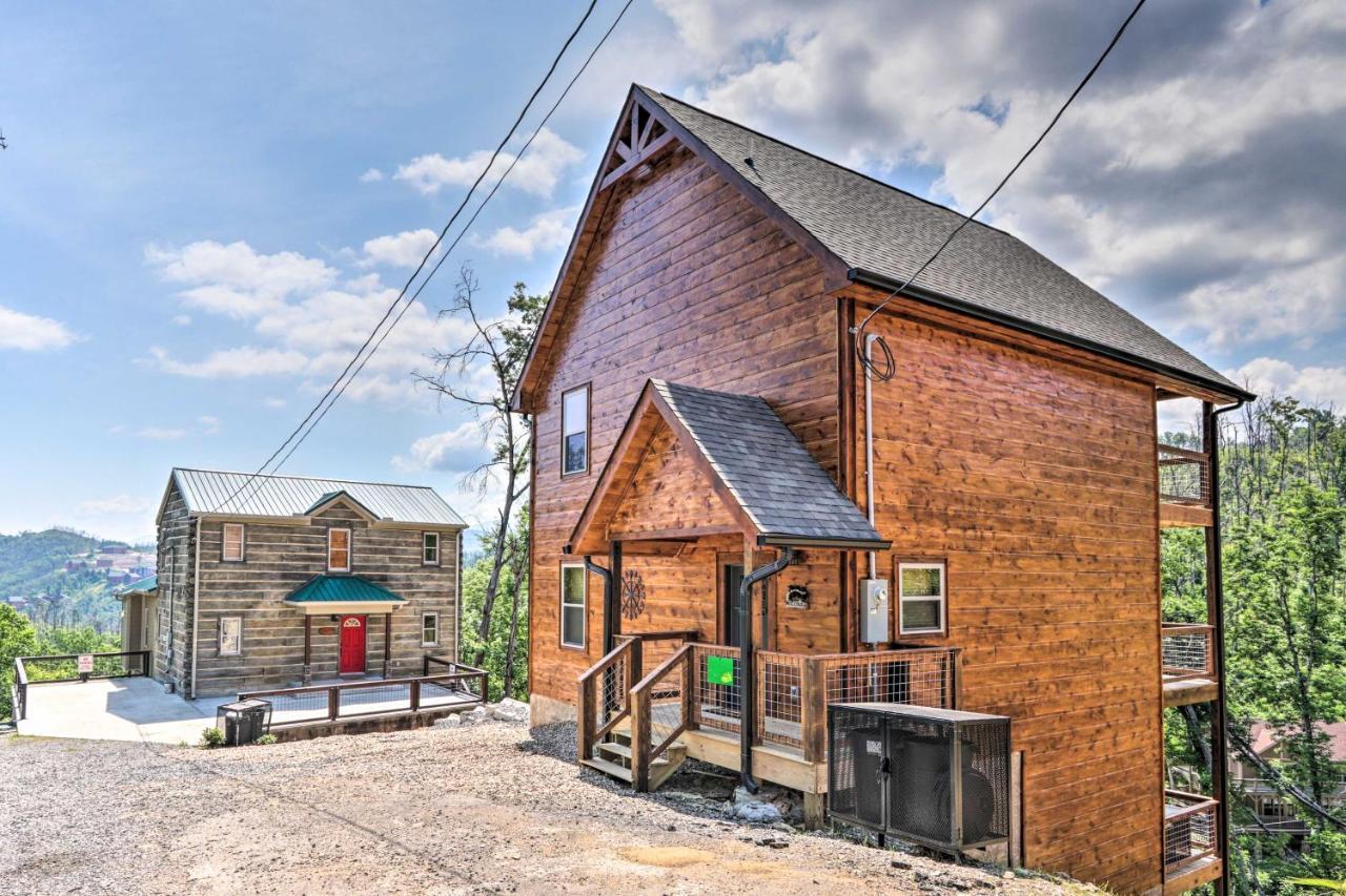 Modern Cabin With Hot Tub And Game Room In Gatlinburg! Exterior photo